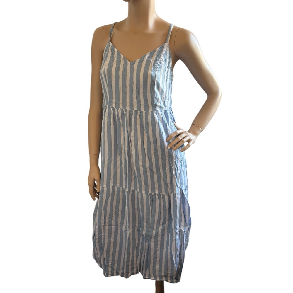 Old Navy Tiered Printed Maxi Cami Swing Dress - Picture 2 of 7